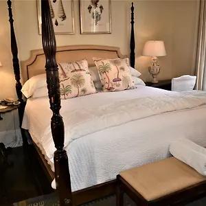 Simonton Court Historic & Inn Key West